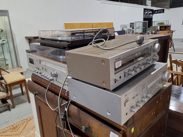 Lot 227 - STEREO LOT