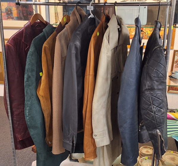 Lot 1243 - LEATHERWEAR