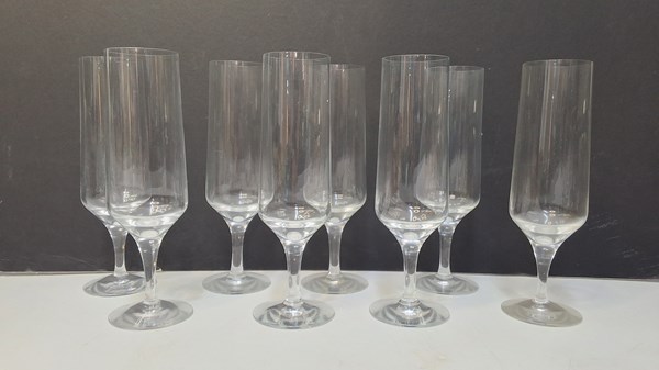 Lot 1426 - ORREFORS WINE STEMS