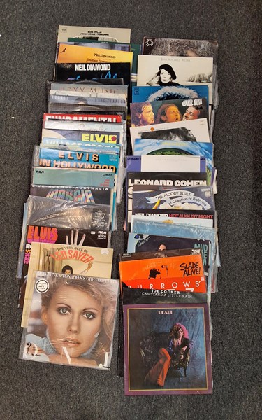 Lot 1321 - VINYL RECORDS