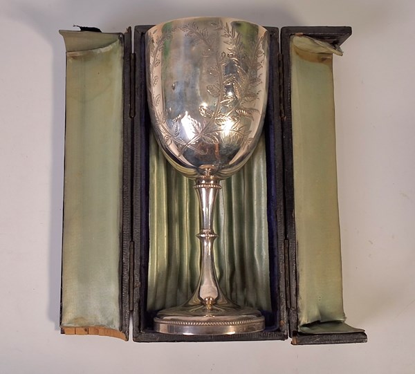 Lot 1032 - SILVER TROPHY CUP