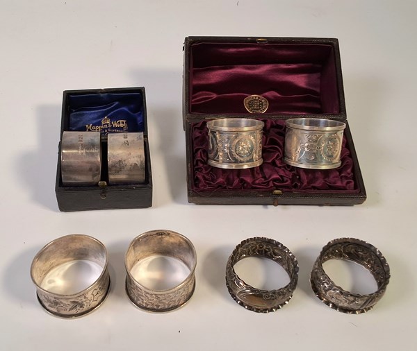 Lot 1125 - SILVER NAPKIN RINGS