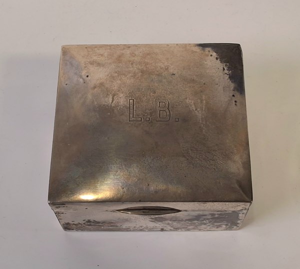 Lot 1130 - SILVER BOX