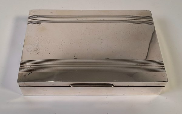 Lot 1030 - SILVER BOX