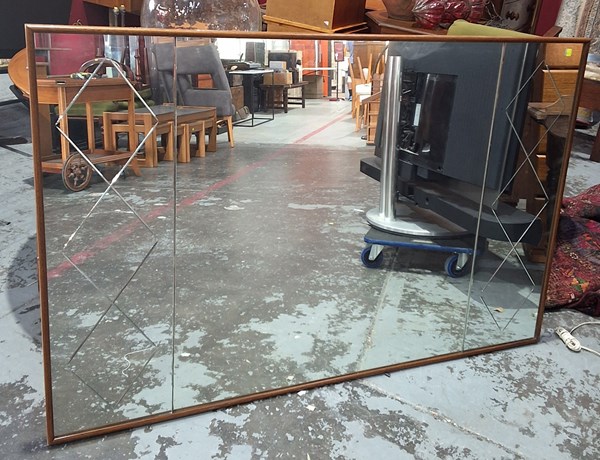 Lot 63 - MIRROR