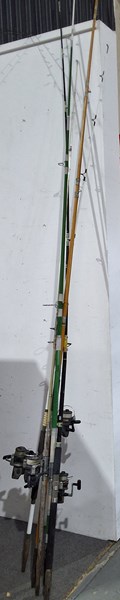 Lot 335 - FISHING RODS