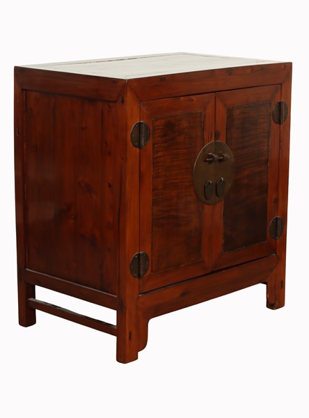 Lot 19 - CHINESE CABINET