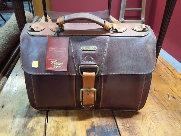 Lot 120 - SADDLERS BRIEFCASE