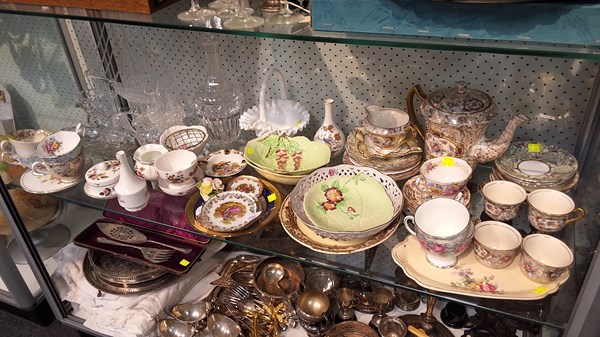 Lot 1353 - PRETTY CHINA