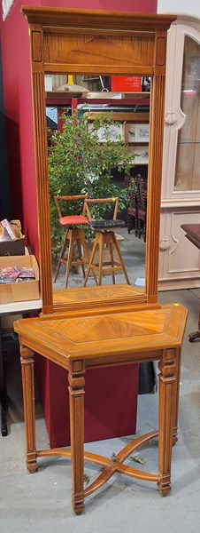 Lot 241 - CONSOLE AND MIRROR