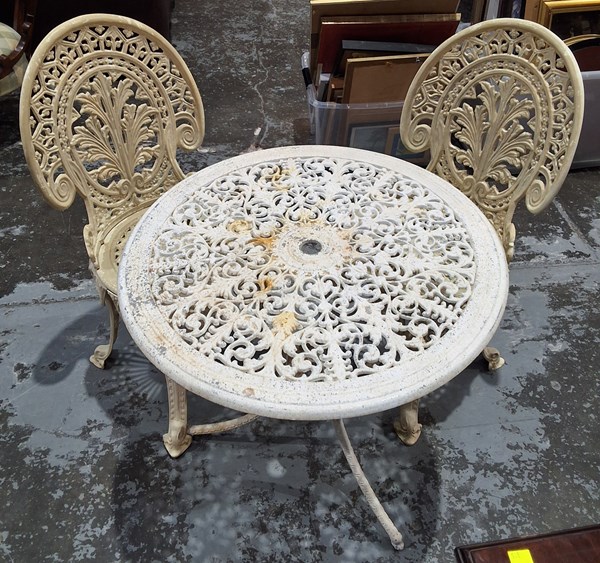 Lot 421 - PATIO SETTING