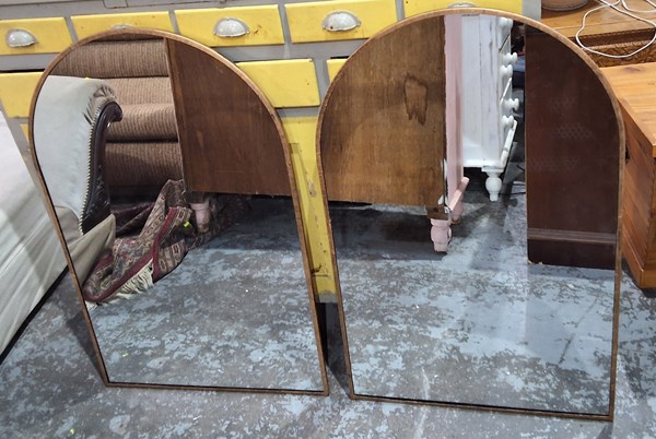 Lot 68 - WALL MIRRORS