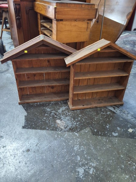 Lot 225 - WALL SHELVES