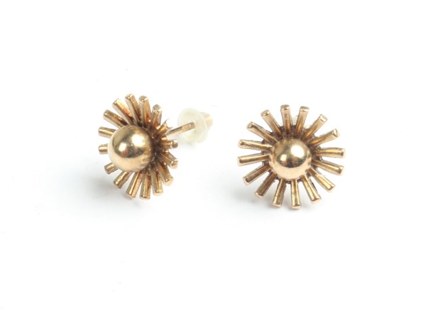 Lot 1063 - GOLD EARRINGS