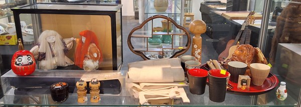 Lot 1463 - JAPANESE COLLECTABLES