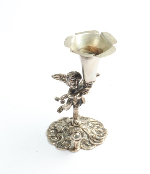 Lot 1093 - SILVER POSY HOLDER
