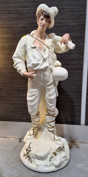 Lot 267 - SHEPARD STATUE