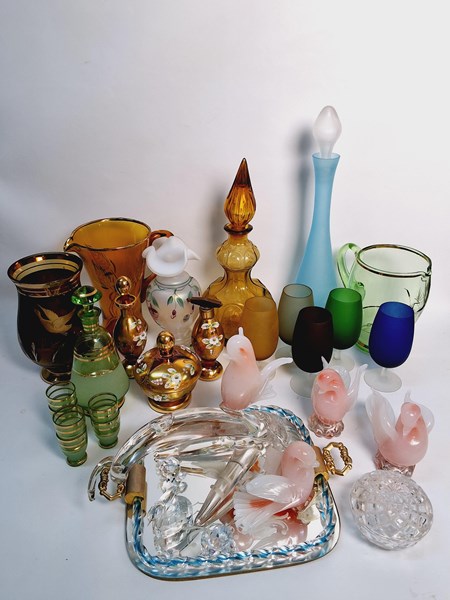 Lot 1316 - GLASSWARE