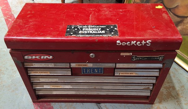 Lot 264 - TOOLBOX