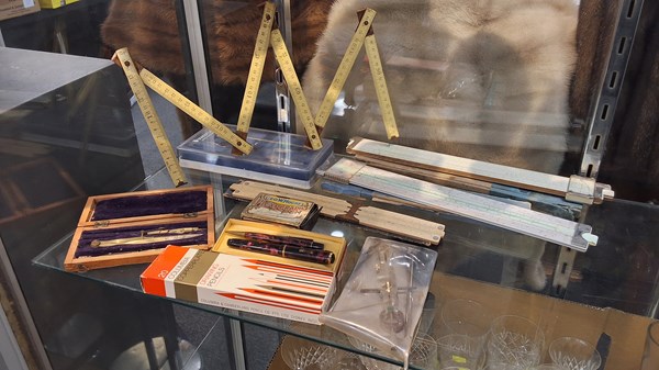 Lot 1454 - DRAWING TOOLS