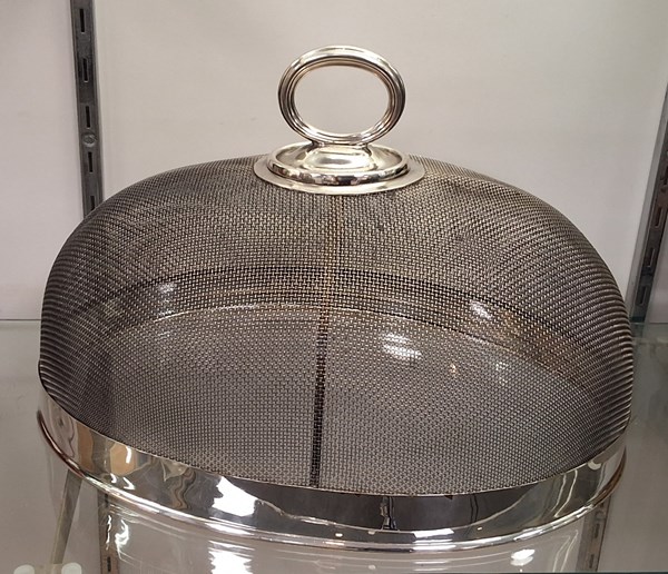 Lot 1362 - FOOD COVER