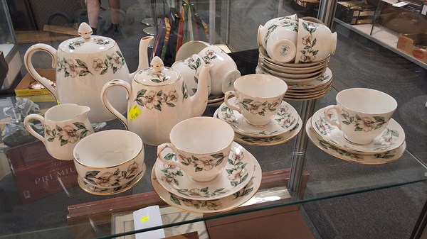 Lot 1202 - CROWN STAFFORDSHIRE