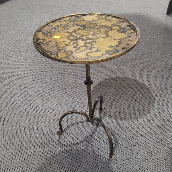 Lot 237 - SIDE TABLE