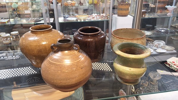 Lot 1217 - VASES AND POTS