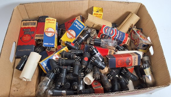 Lot 1333 - RADIO VALVES