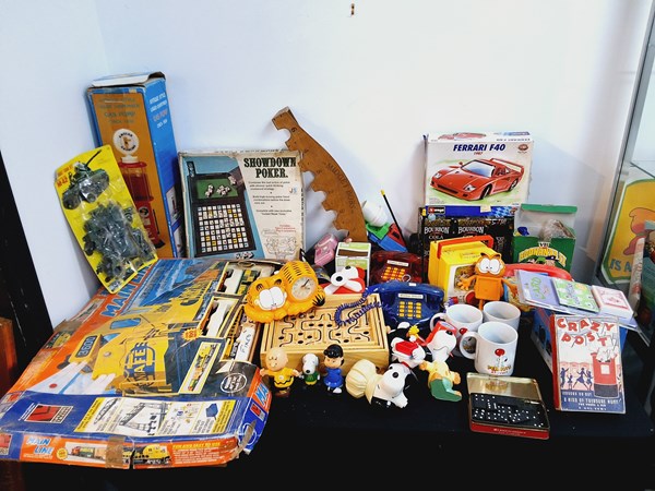 Lot 1479 - TOYS & CHILD'S REQUISITES