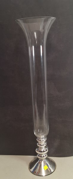 Lot 1436 - DECOR VASE