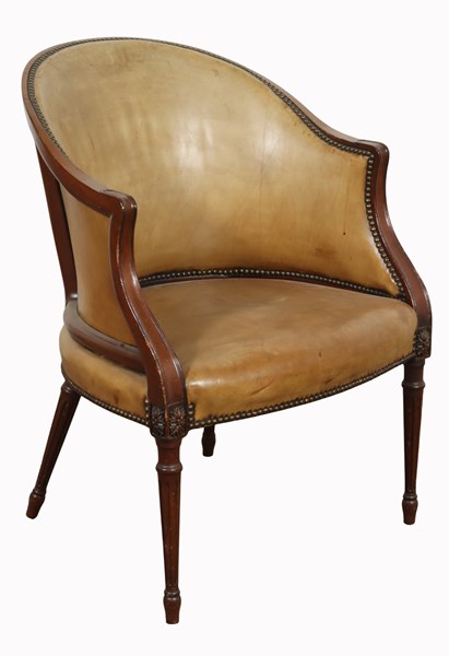 Lot 149 - LIBRARY TUB CHAIR