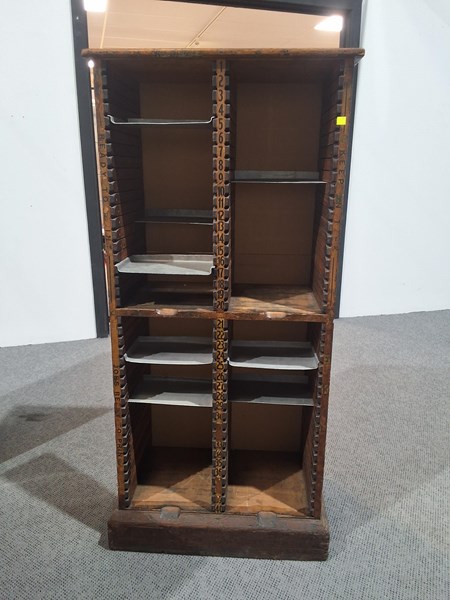 Lot 225 - PRINTERS SHELF