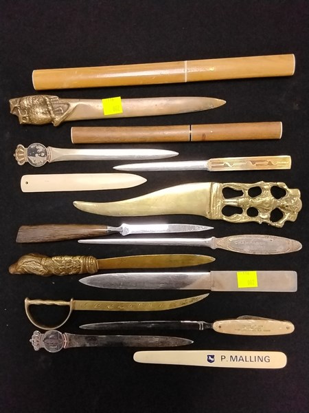 Lot 1260 - LETTER OPENERS