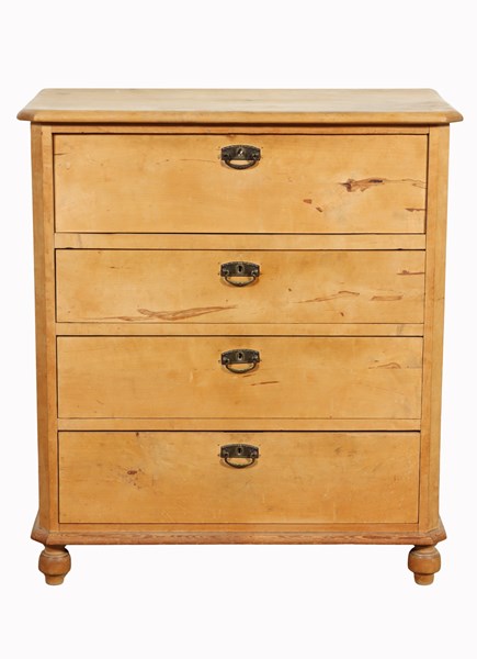 Lot 41 - SWEDISH BUREAU
