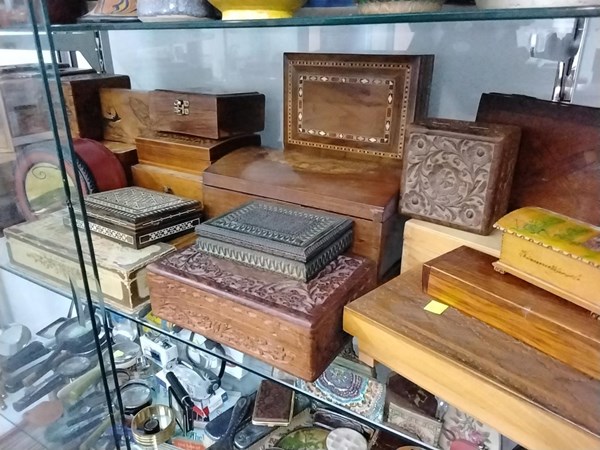 Lot 1500 - TIMBER BOXES