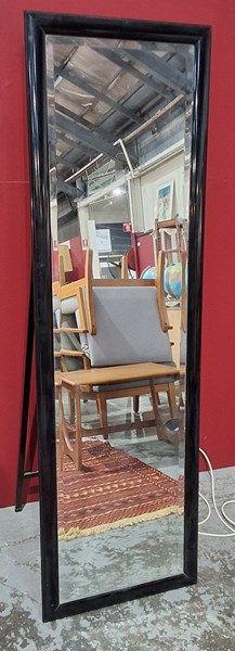 Lot 129 - DRESSING MIRROR