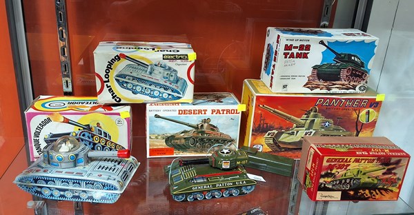 Lot 1502 - TINPLATE TANKS