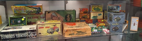 Lot 1484 - TINPLATE TANKS