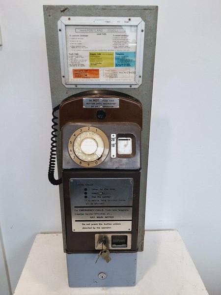 Lot 1511 - PAY PHONE