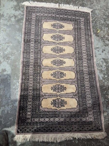 Lot 292 - PERSIAN RUG