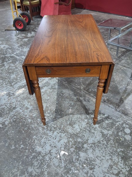 Lot 159 - PEMBROKE TABLE