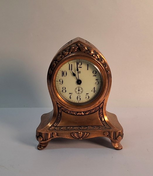 Lot 1355 - MANTEL CLOCK