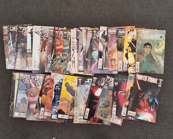 Lot 1538 - STAR WARS COMICS