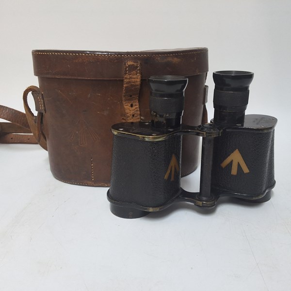 Lot 1291 - BINOCULARS