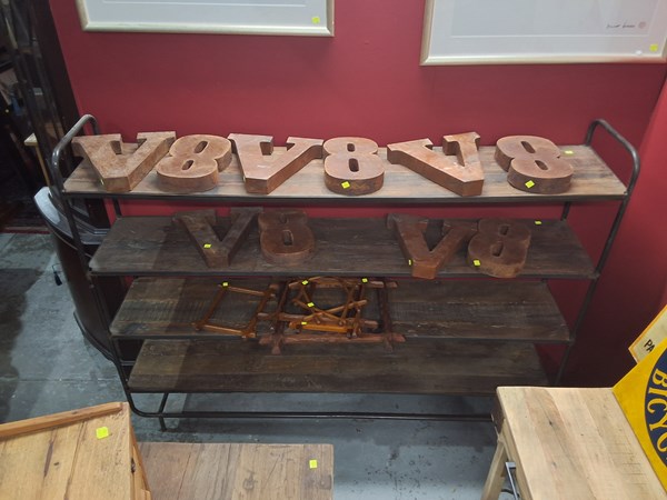 Lot 81 - BOOTMAKERS RACK