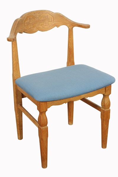 Lot 68 - OAK DINING CHAIR