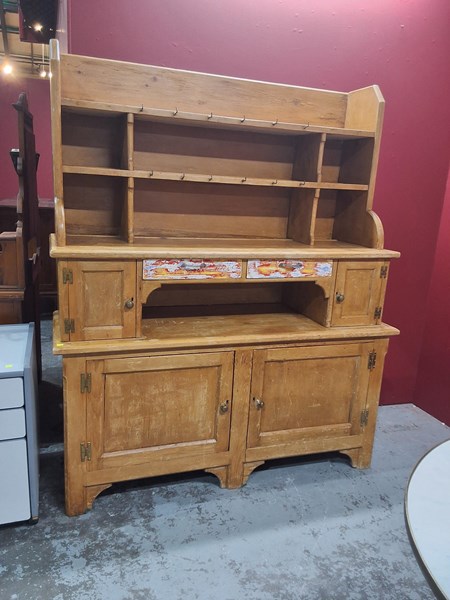Lot 105 - KITCHEN DRESSER