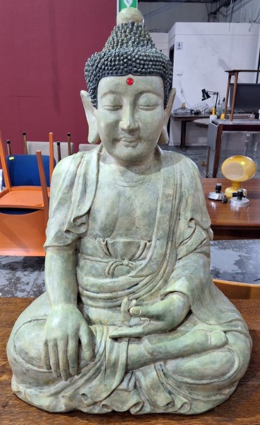 Lot 153 - BUDDHA STATUE