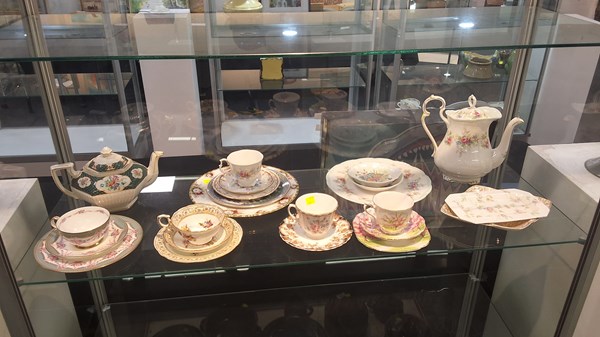 Lot 1438 - PRETTY CHINA